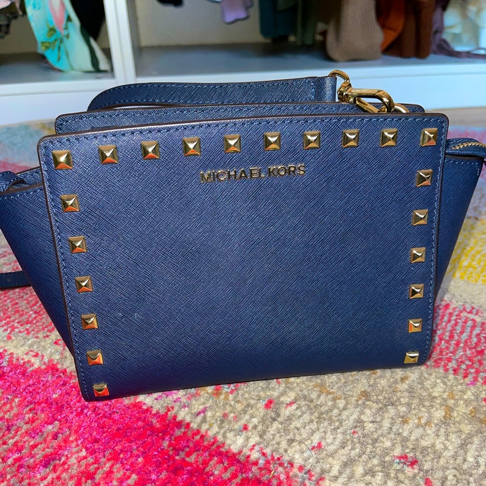 Michael Kors Selma Medium Saffiano crossbody